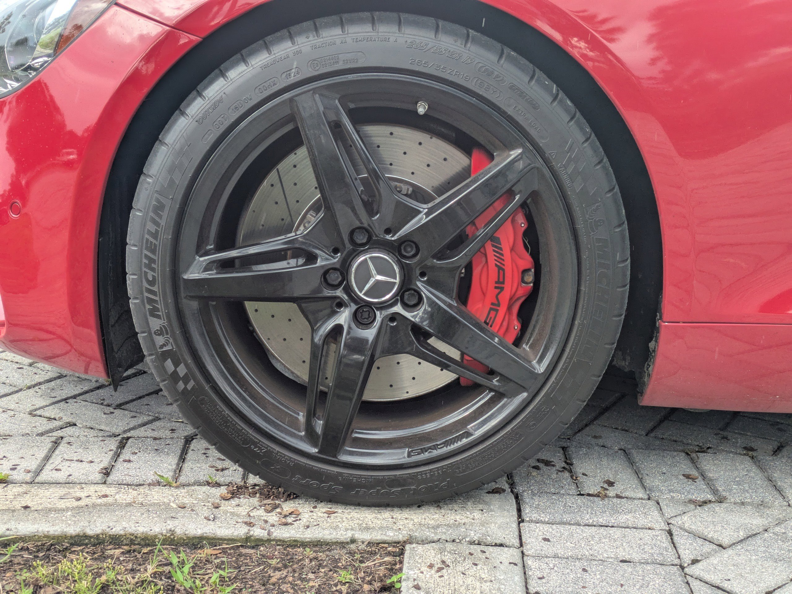 2016 Mercedes Benz AMG GT AMG 450 photo 3