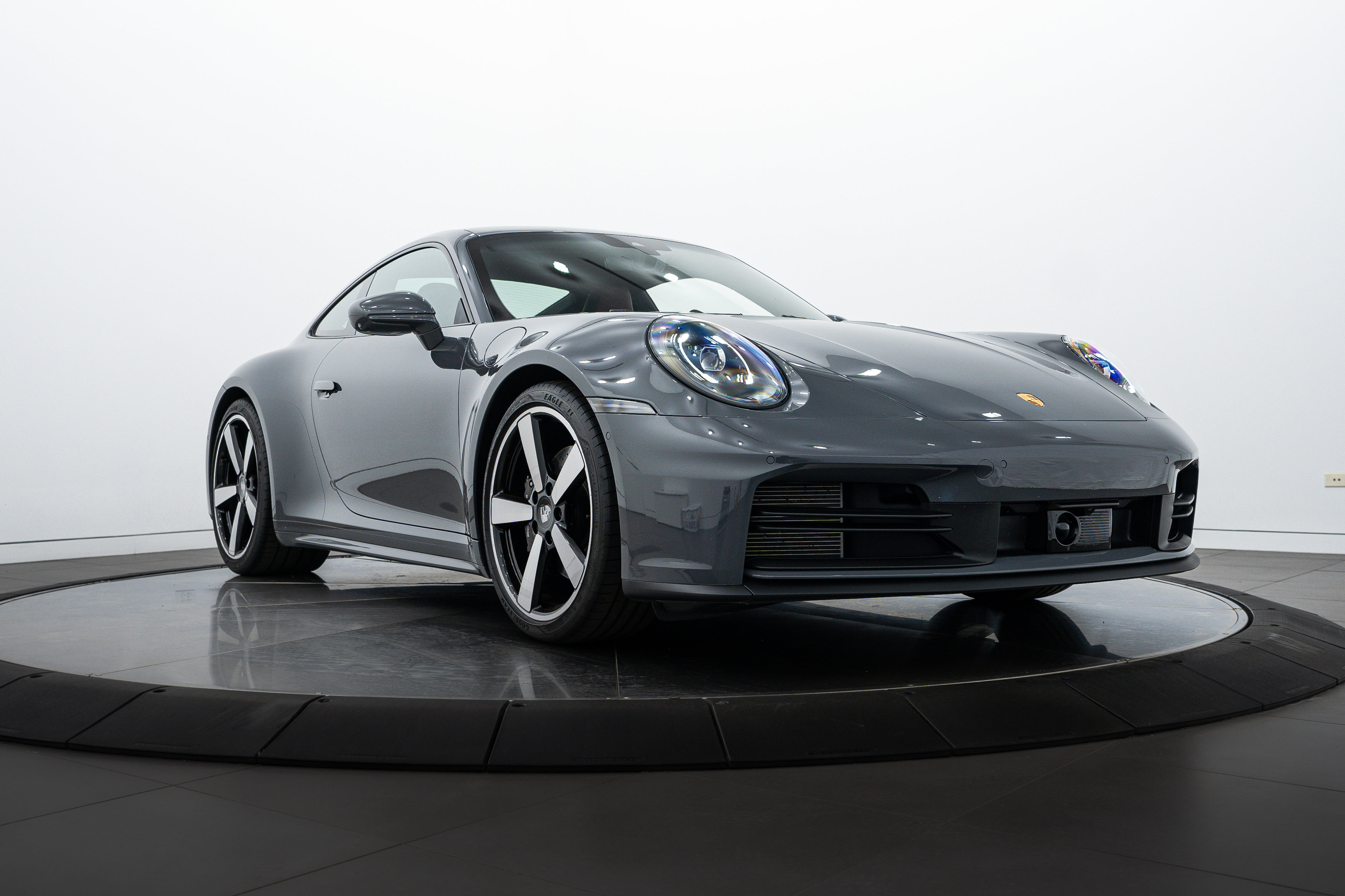 2025 Porsche 911 Coupe photo 7