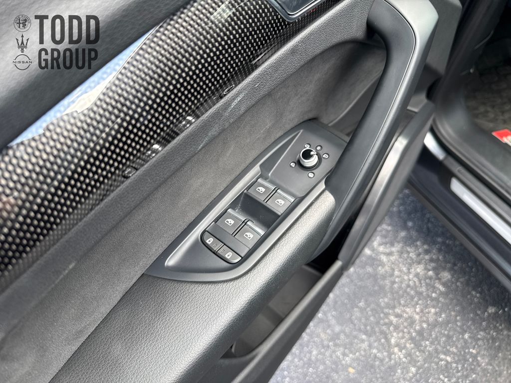 2022 Audi SQ5 Premium photo 10