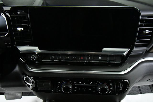 2026 Chevrolet Silverado 3500HD High Country photo 3