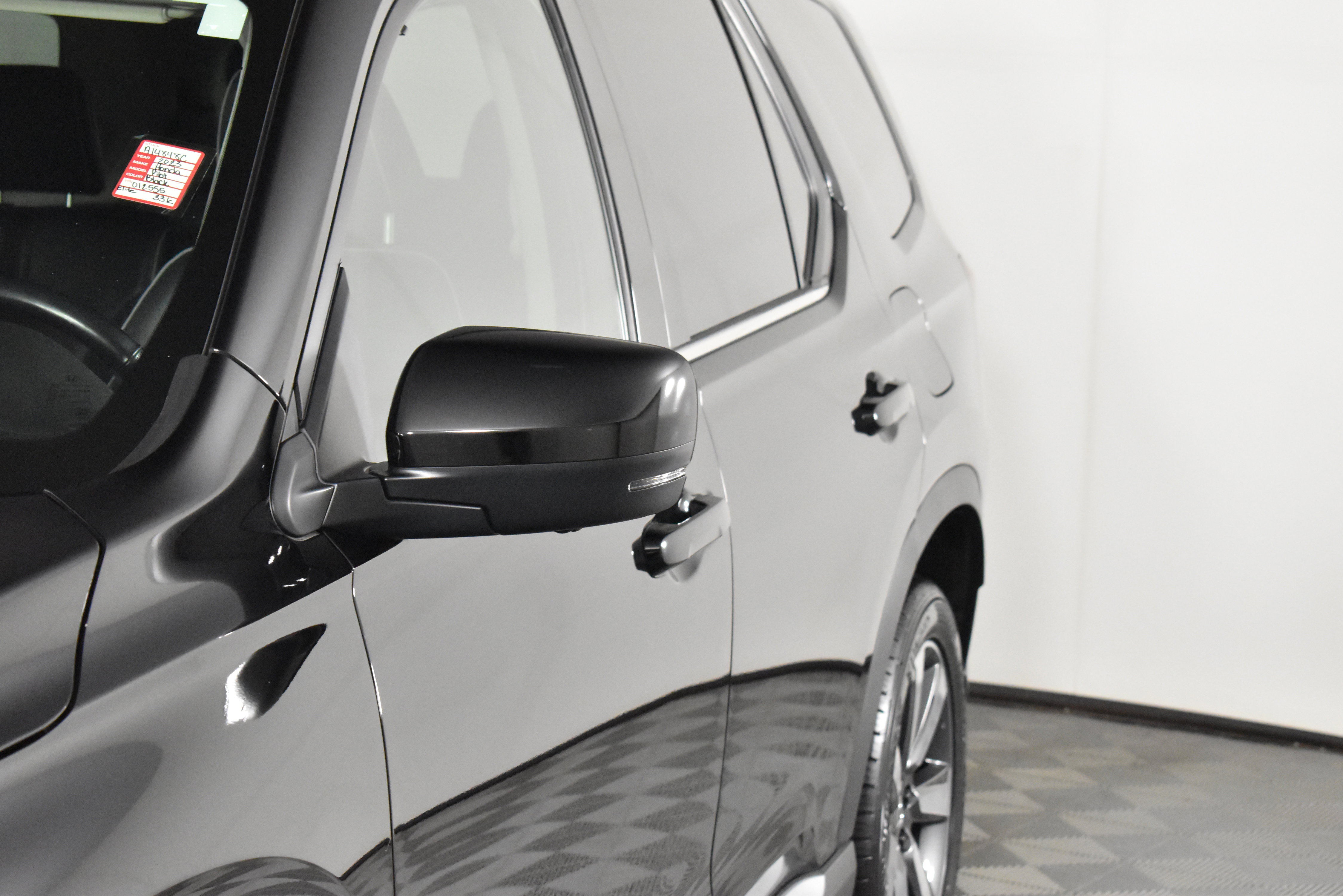 2023 Honda Pilot Elite photo 2