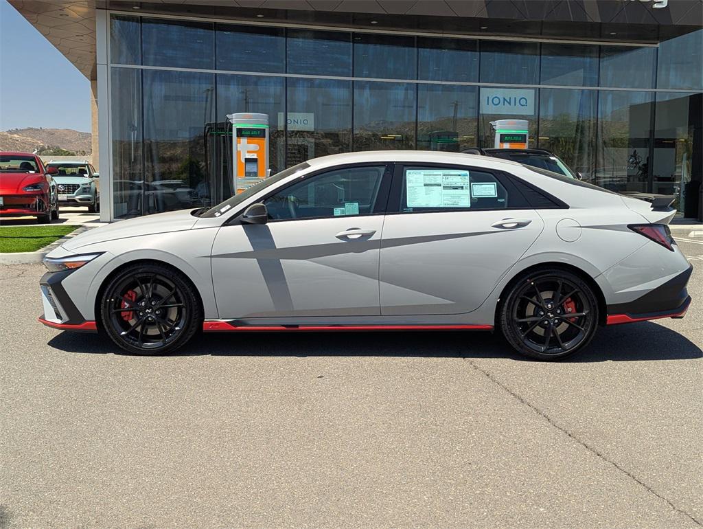 2025 Hyundai Elantra N Base photo 3