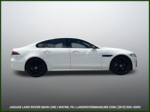 2024 Jaguar XF P300 R-Dynamic SE photo 6