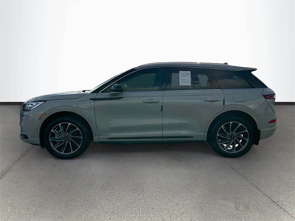 2022 Lincoln Corsair Grand Touring photo 4