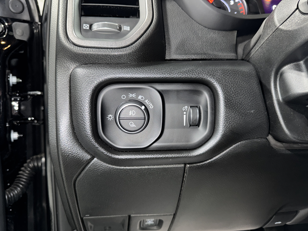 2025 Ram 2500 Tradesman photo 21