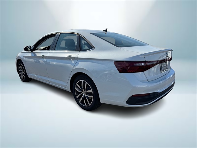 2025 Volkswagen Jetta 1.5T SE photo 4