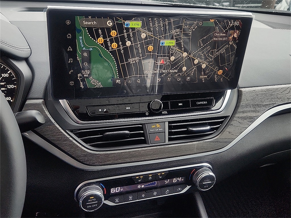 2025 Nissan Altima SL photo 15