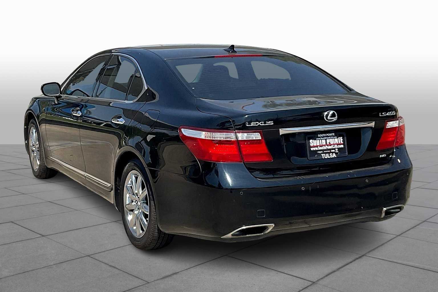 2009 Lexus LS 460 photo 11