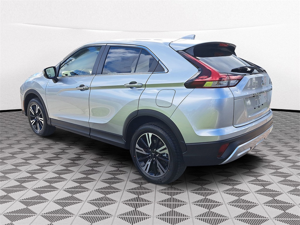 2026 Mitsubishi Eclipse Cross SEL photo 2