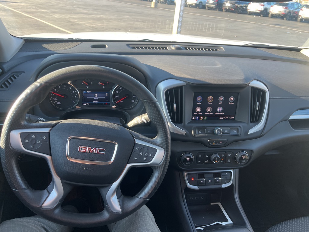 2023 GMC TERRAIN - Image 10