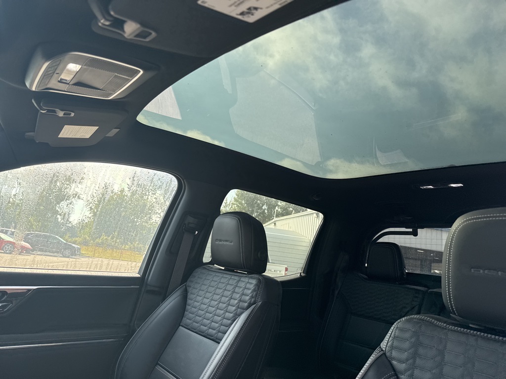2024 Gmc Sierra EV Denali Edition 1 photo 5