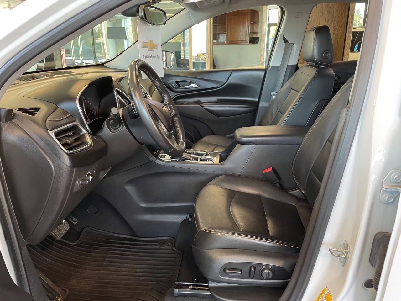 2020 Chevrolet Equinox Premier photo 9