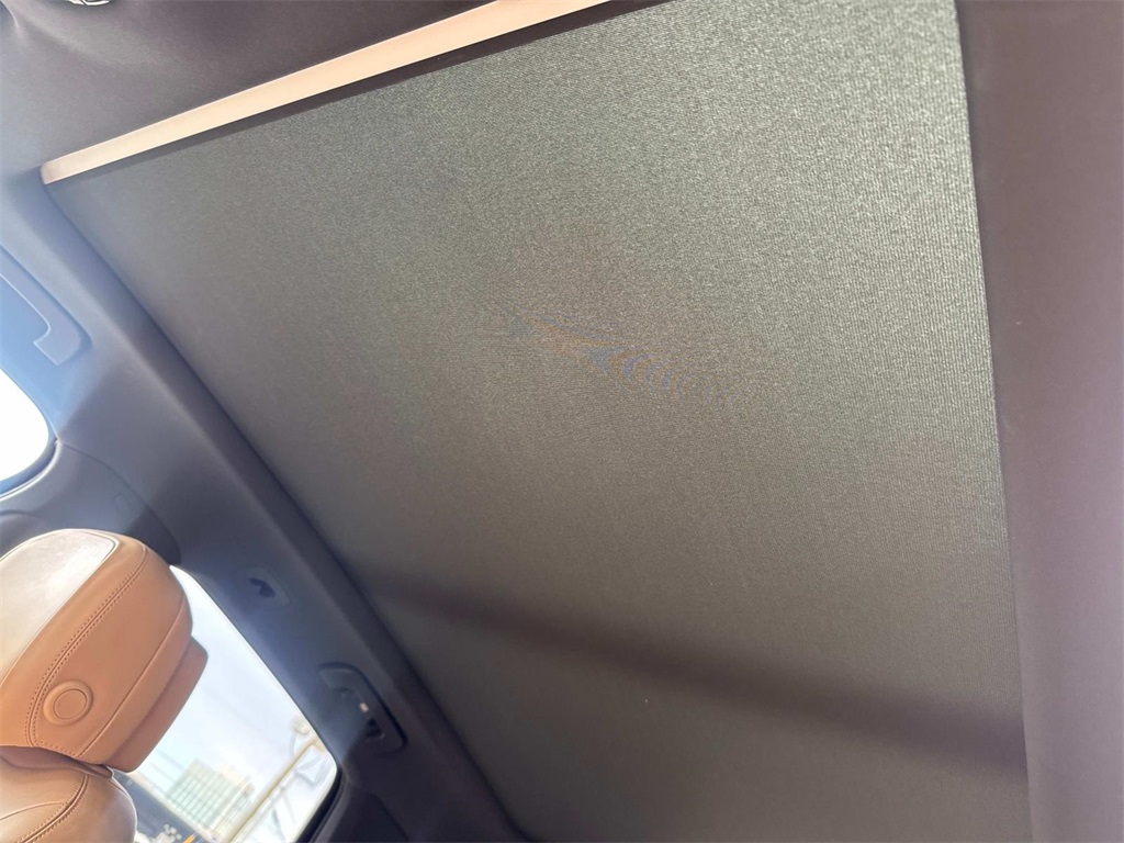 2022 Porsche Cayenne Base photo 21