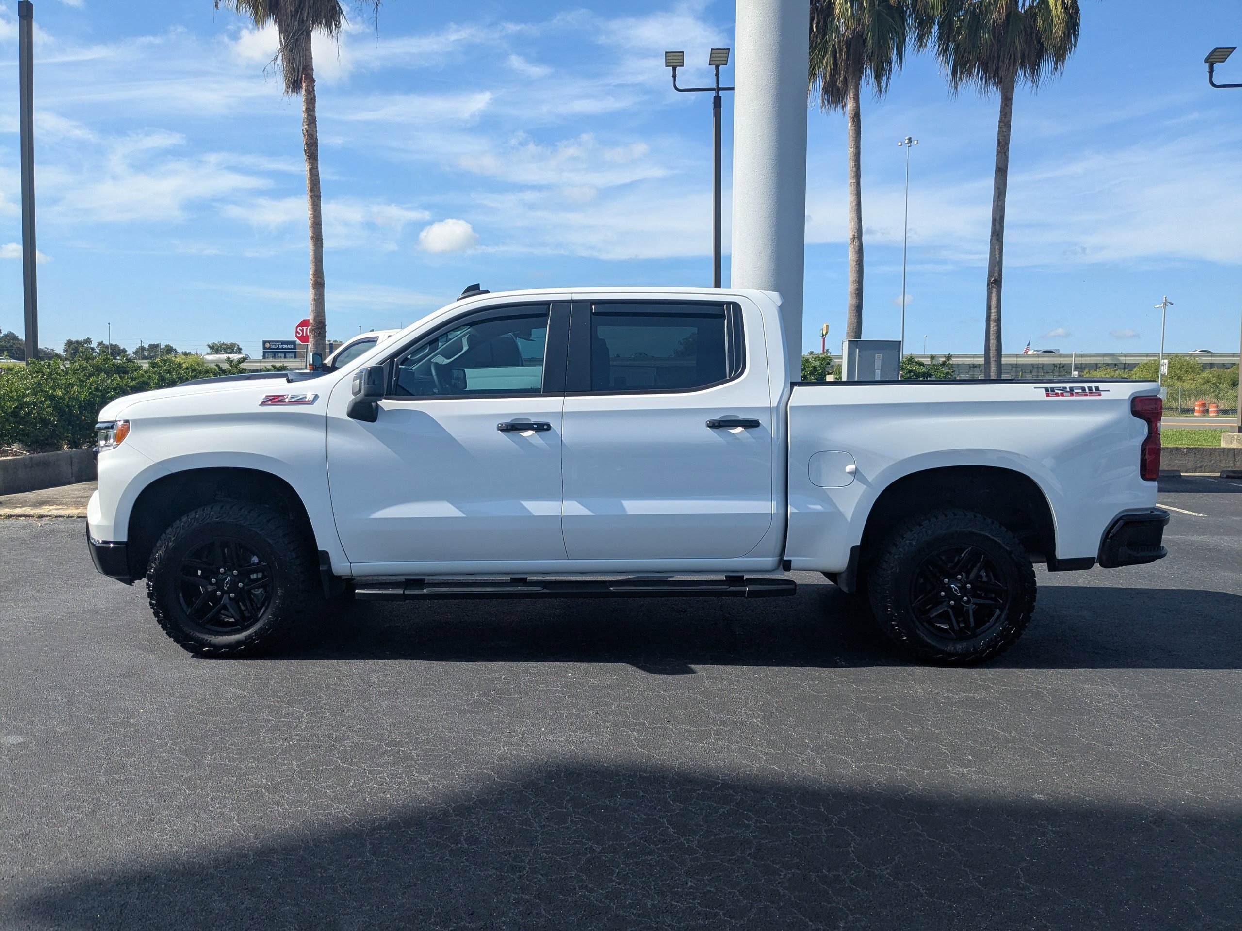2024 Chevrolet Silverado 1500 LT Trail Boss photo 7