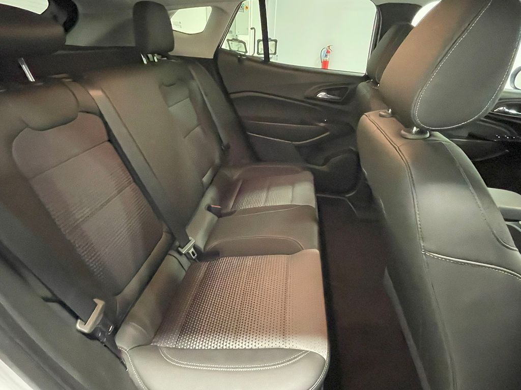 2024 Chevrolet Trax LT photo 10