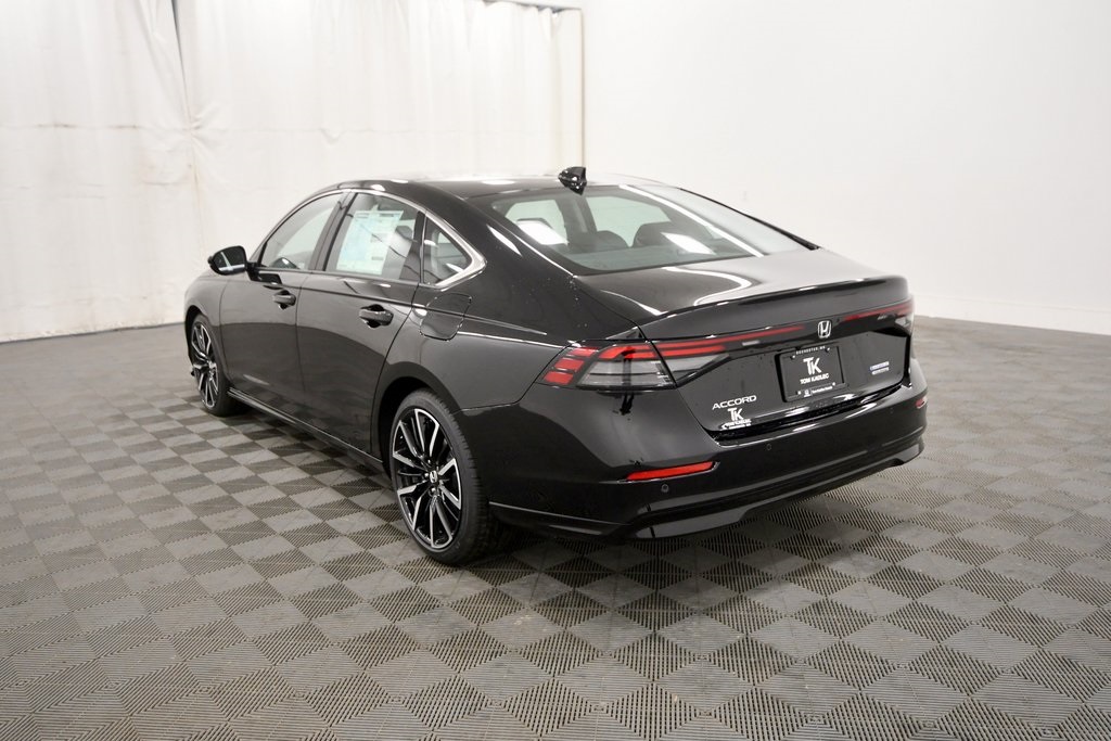2025 Honda Accord Hybrid Touring photo 4