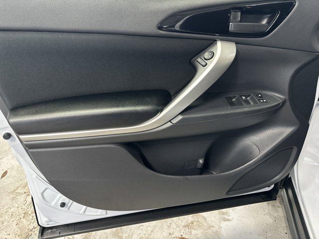 2024 Mitsubishi Eclipse Cross Ralliart photo 4