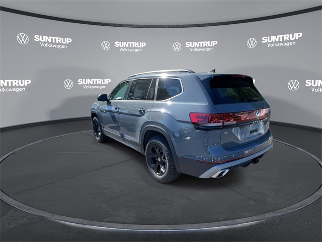 2025 Volkswagen Atlas Peak Edition SE photo 13