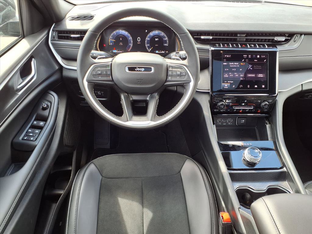 2025 Jeep Grand Cherokee Altitude X photo 3