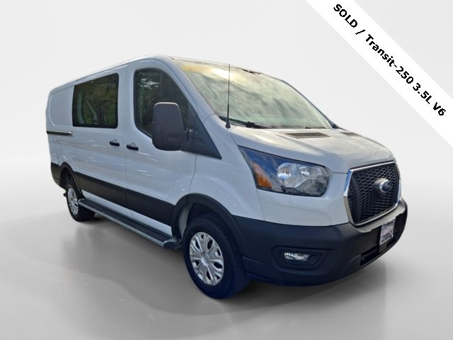 2024 Ford Transit Van Base's photo