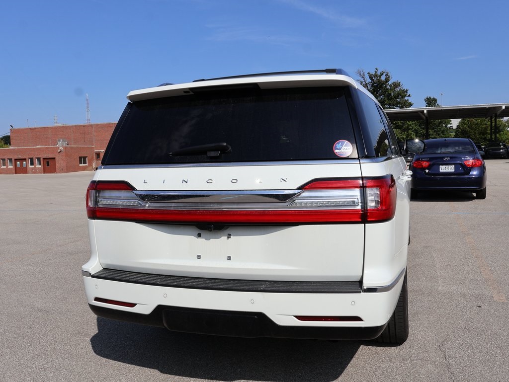 2021 Lincoln Navigator L Reserve photo 8