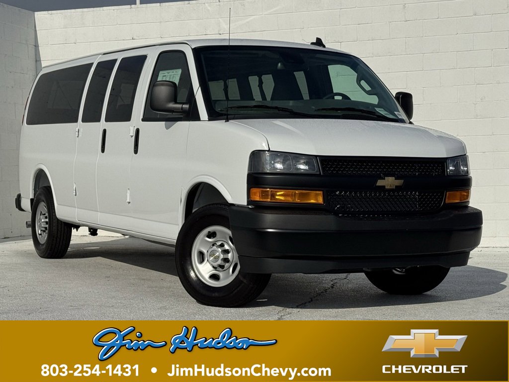 2025 Chevrolet Express Passenger LS's photo