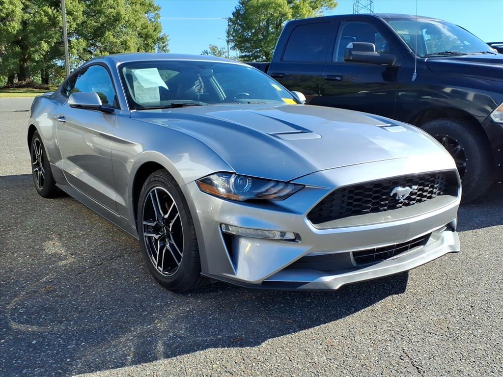2020 Ford Mustang EcoBoost Premium photo 3