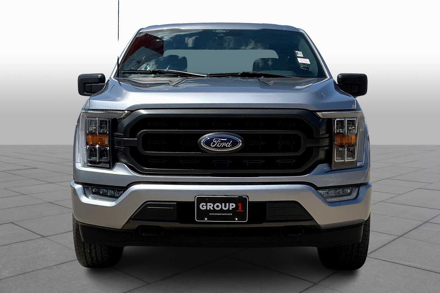 2021 Ford F-150 XLT photo 2