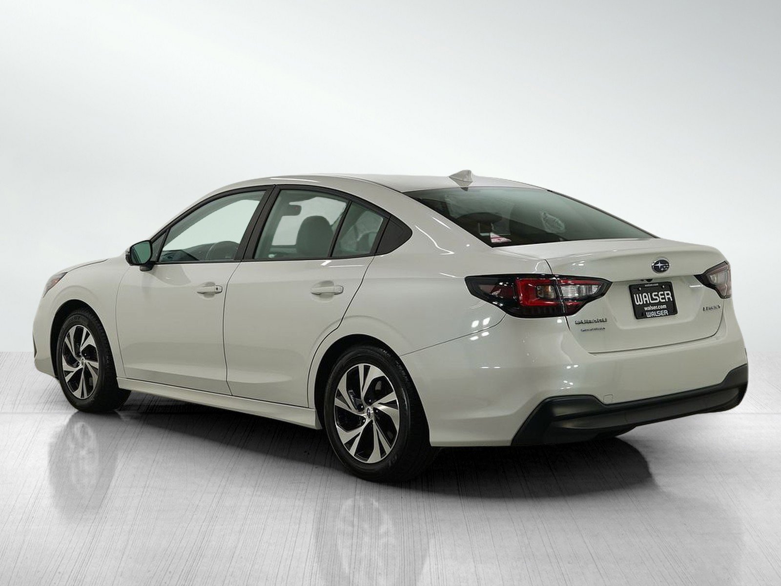 2023 Subaru Legacy Premium photo 3