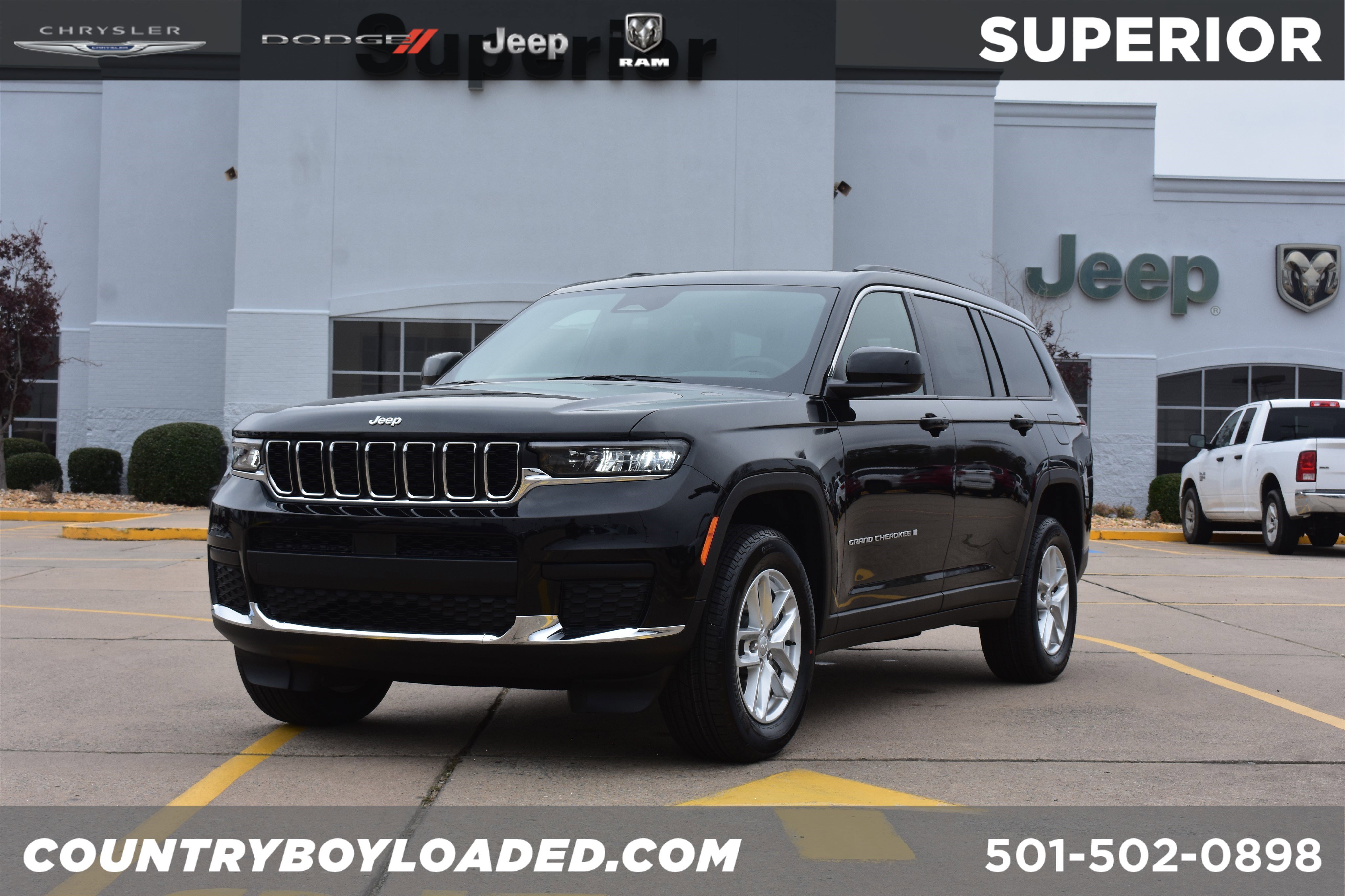 2025 Jeep Grand Cherokee L Laredo's photo