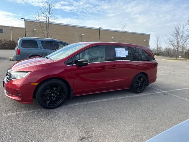 2023 Honda Odyssey SPORT's photo
