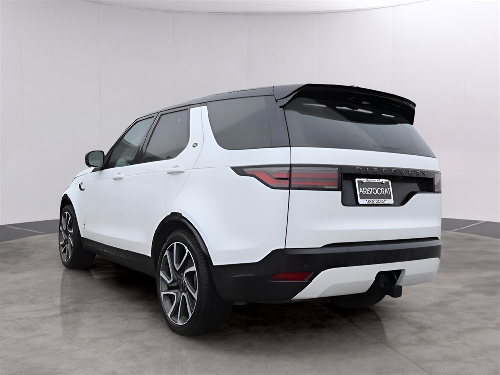 2025 Land Rover Discovery SE photo 4