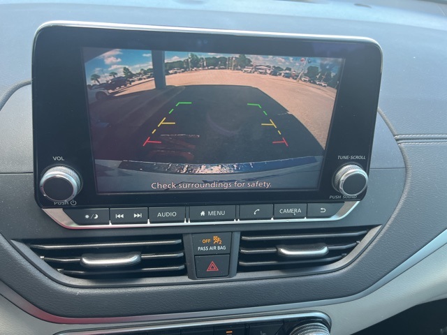 2022 Nissan Altima 2.5 SV photo 15
