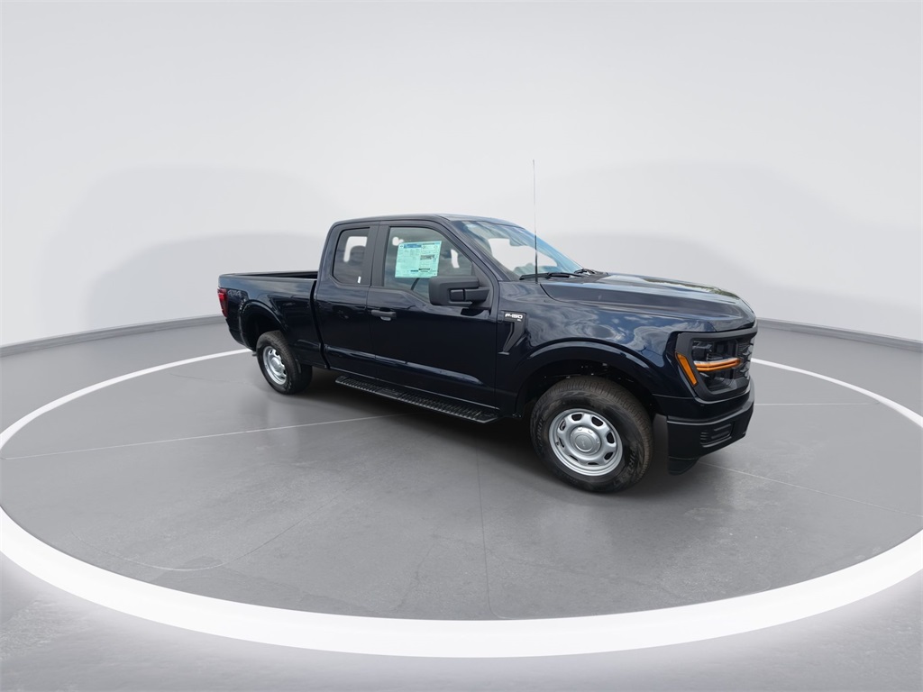 2025 Ford F-150 XL photo 2