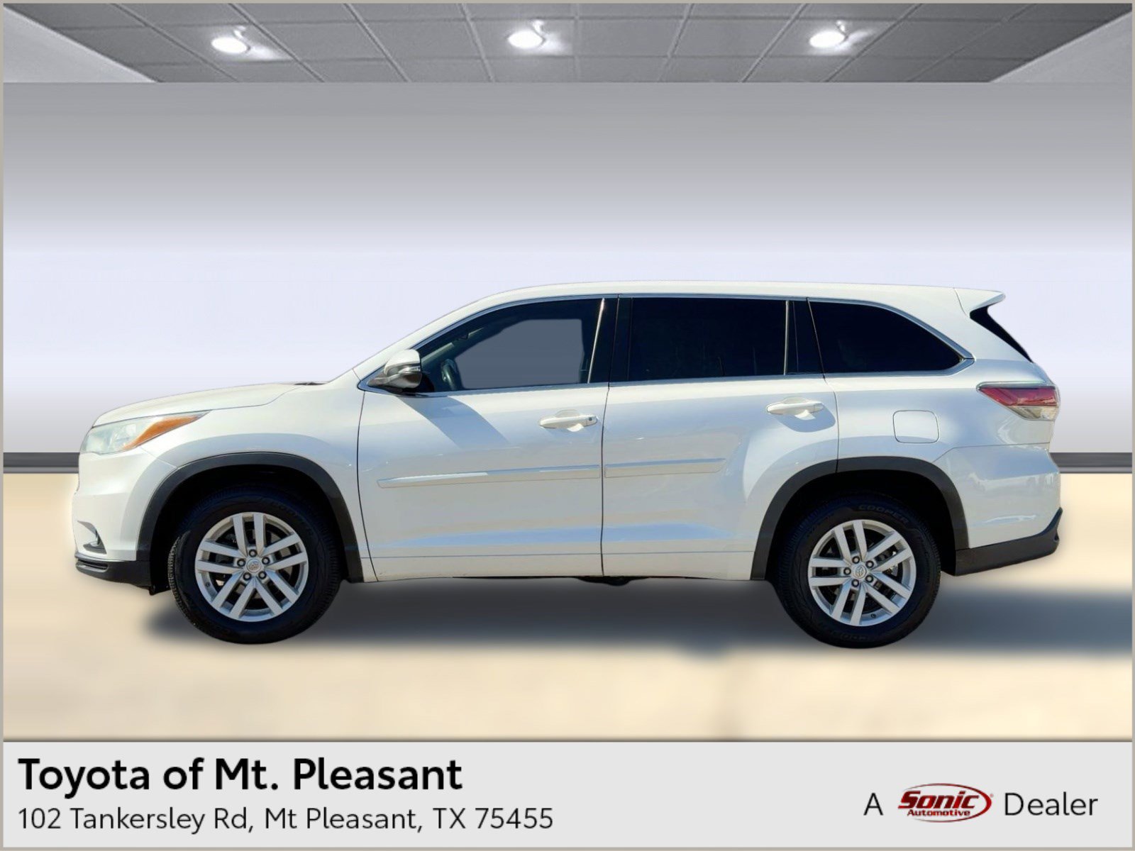 2015 Toyota Highlander LE
