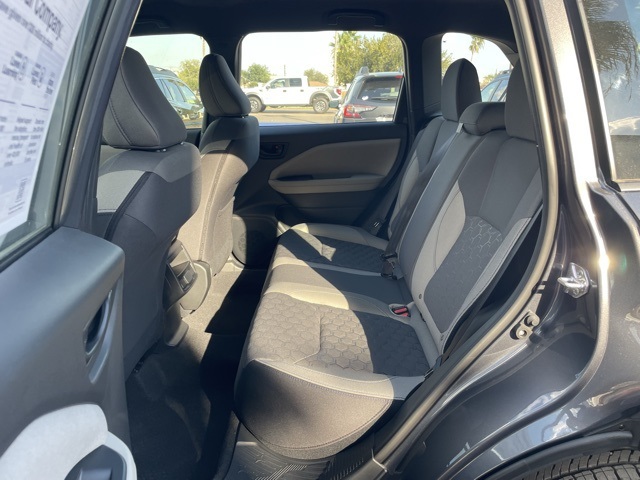 2025 Subaru Forester Base photo 16