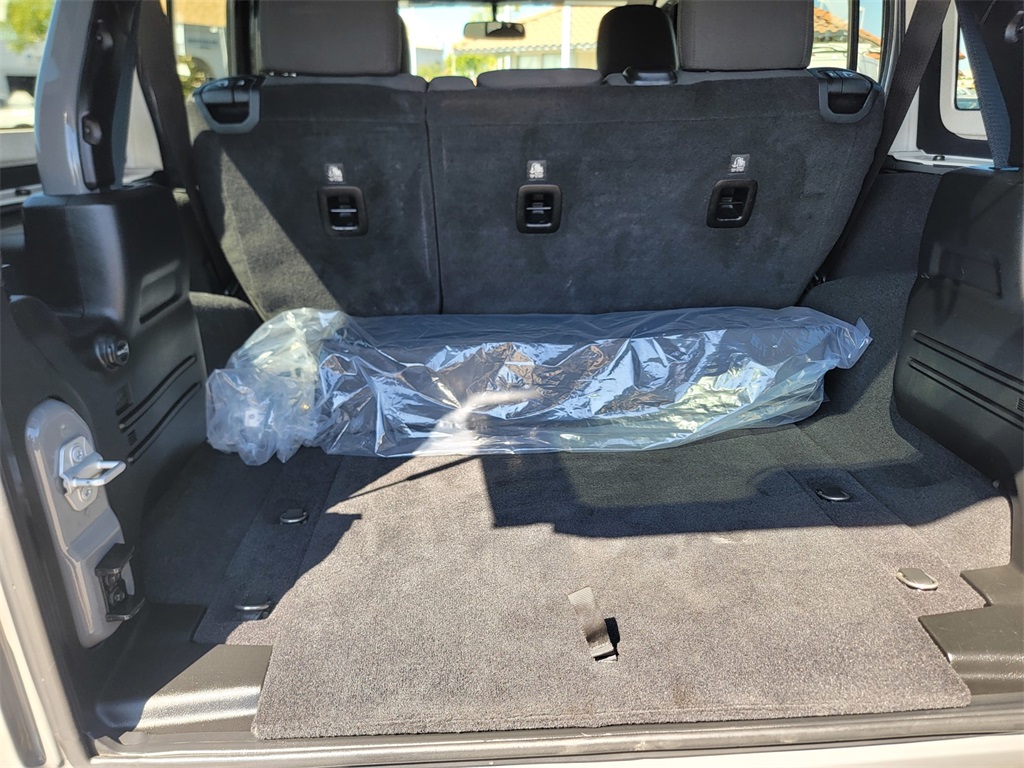 2018 Jeep Wrangler Unlimited Sport S photo 20