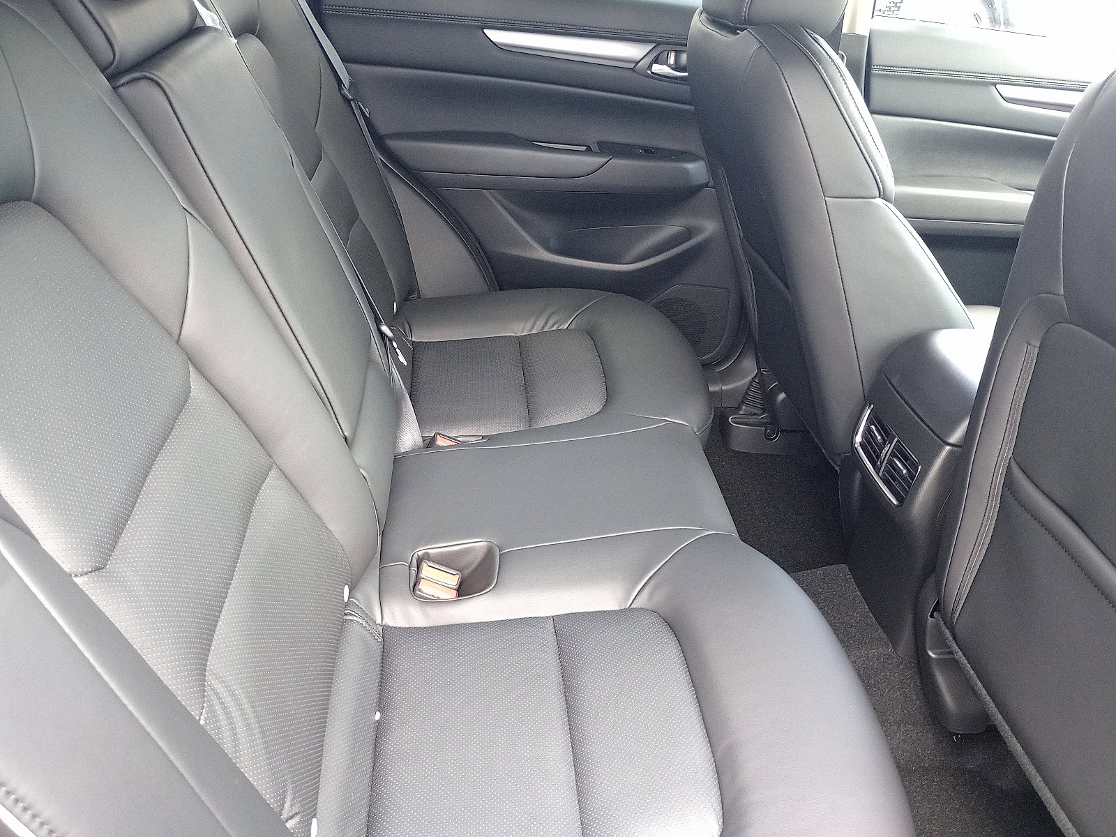 2025 Mazda CX-5 2.5 Select photo 8