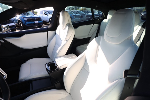 2017 Tesla Model S 75D photo 14