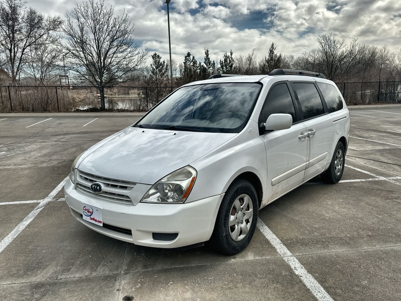 2008 Kia Sedona LX's photo