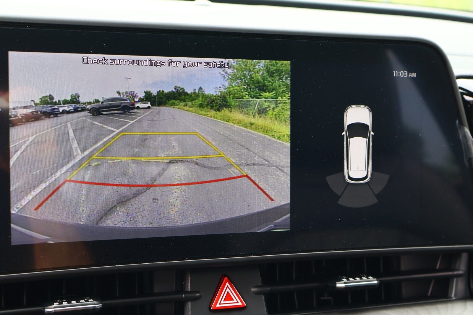 2024 Kia Sportage Plug-In Hybrid X-Line photo 3