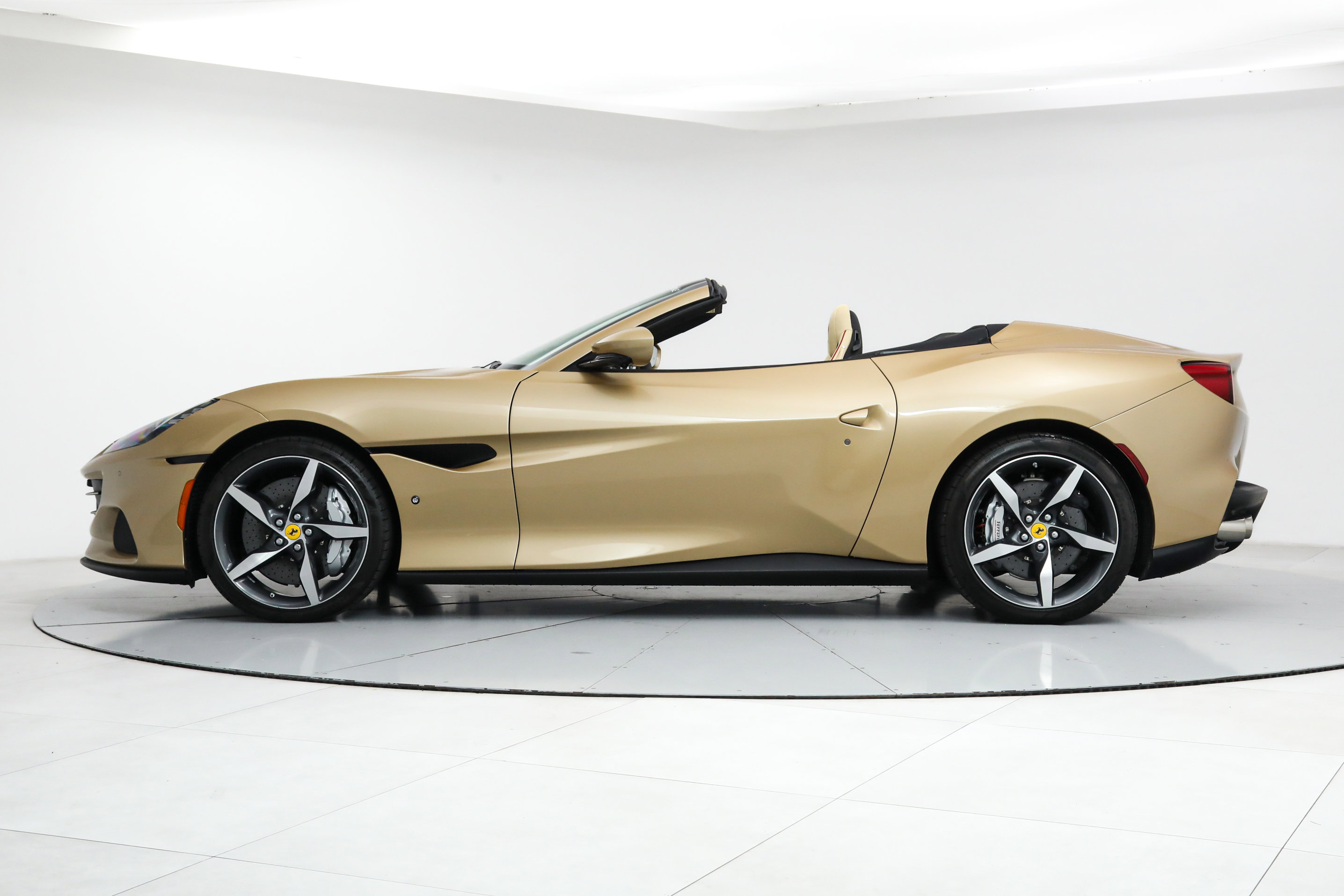 2023 Ferrari Portofino M photo 3