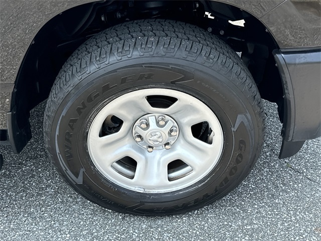 2025 Ram 1500 Tradesman photo 12