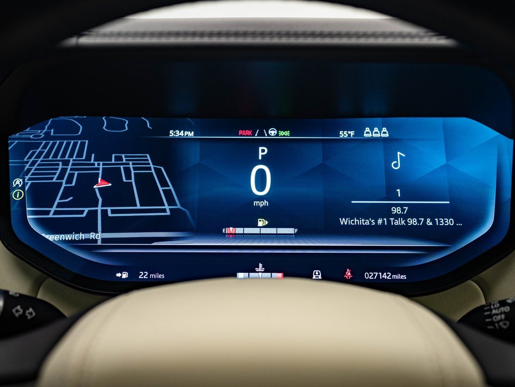 2022 Land Rover Range Rover SE photo 25