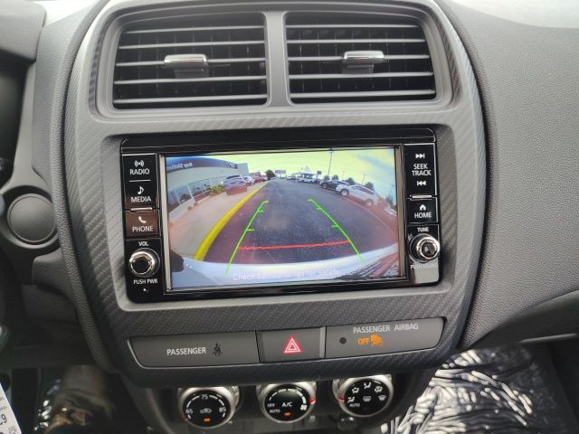 2025 Mitsubishi Outlander Sport ES photo 14