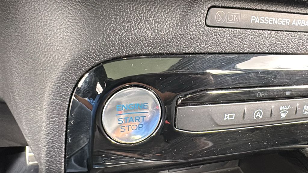 2024 Ford Escape ST-Line Select photo 25