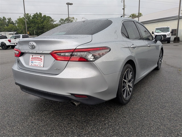 2023 Toyota Camry XLE photo 3