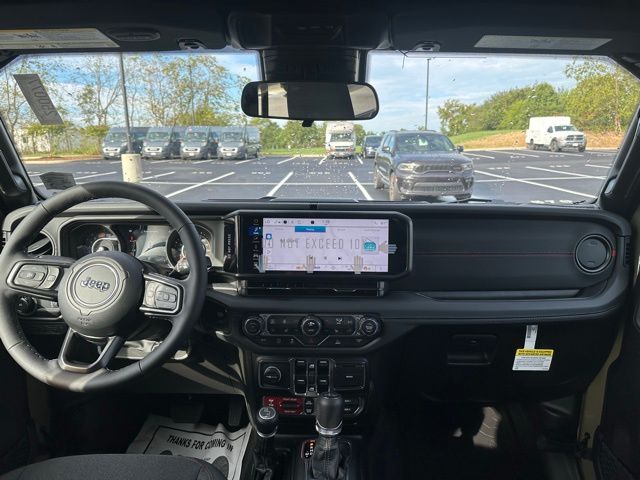 2025 Jeep Wrangler Rubicon photo 27
