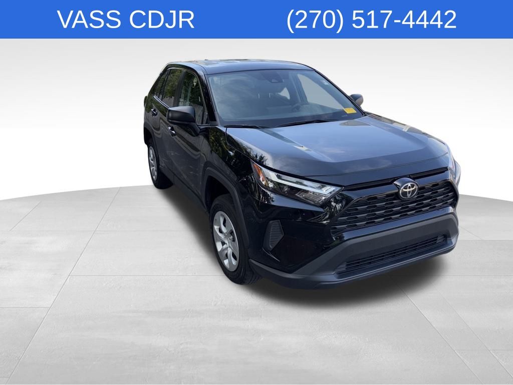 2024 Toyota RAV4 LE photo 3
