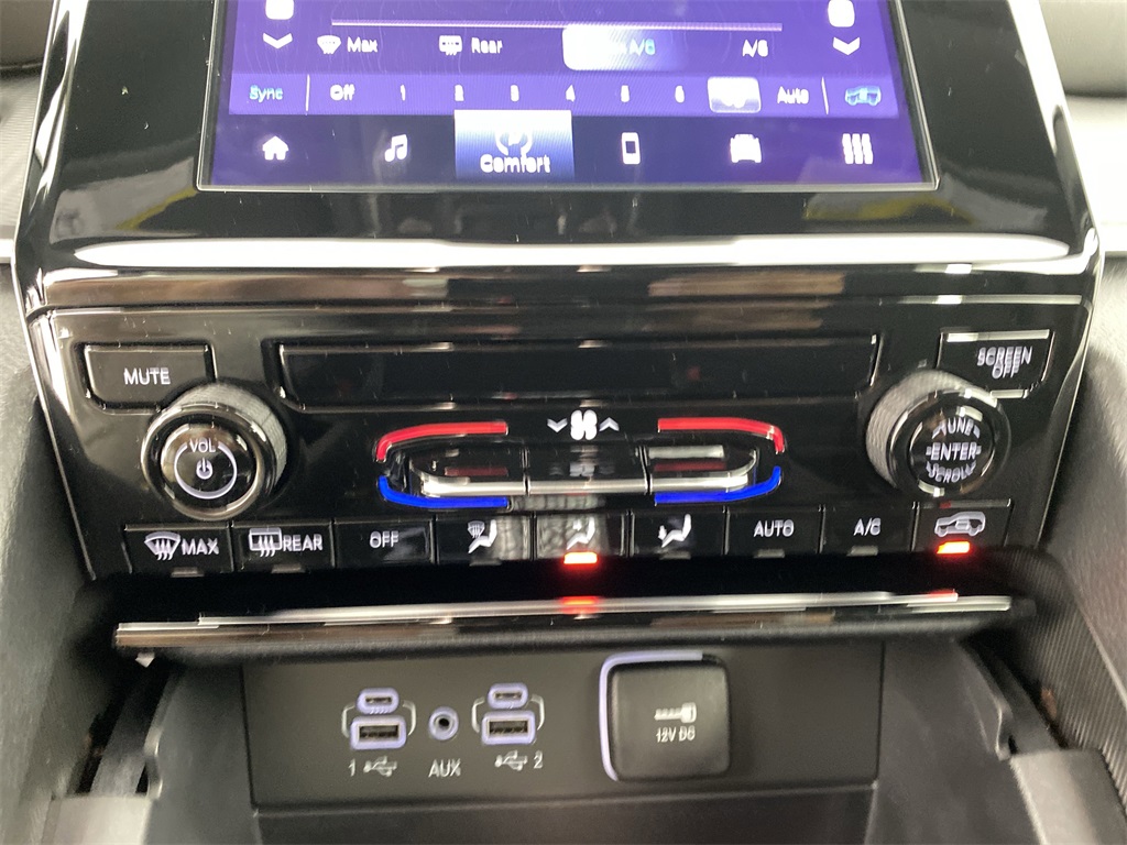 2025 Jeep Grand Cherokee Laredo X photo 17